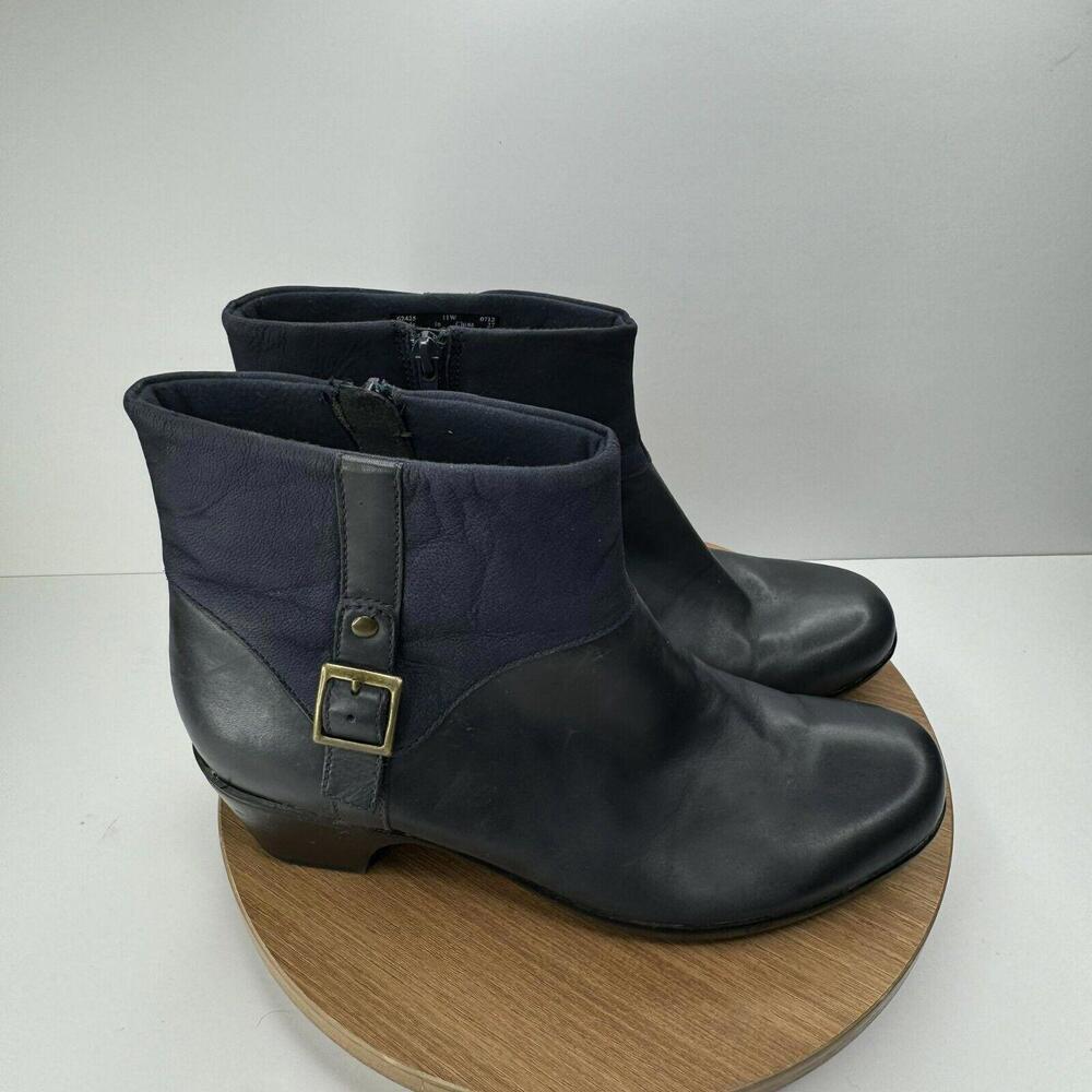 Clarks Ingel Dover‎ Navy Blue Leather Ankle Boots Size 11 side zipper women